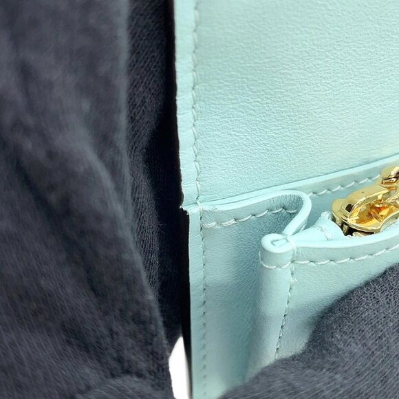 LOUIS VUITTON LV vertical wallet Taurillon Leather Galet - Picture 11 of 16